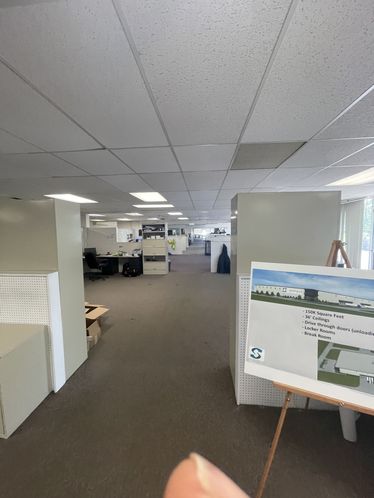 Stoller Building: 909-929 N. Coliseum Boulevard, Fort Wayne, IN 46805